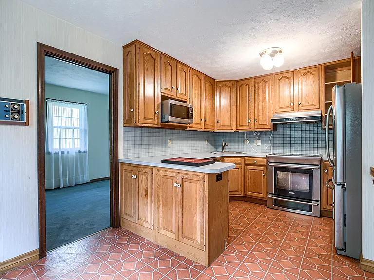 10462 W St — Photo 12