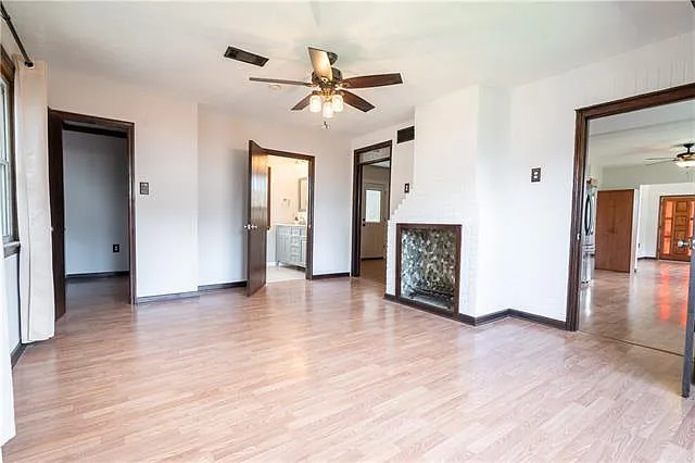 8502 Edinburgh St — Photo 11