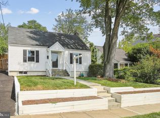 2001 S Randolph St, Arlington, VA 22204