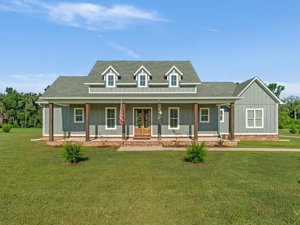 591 County Road 215, Abbeville, MS 38601