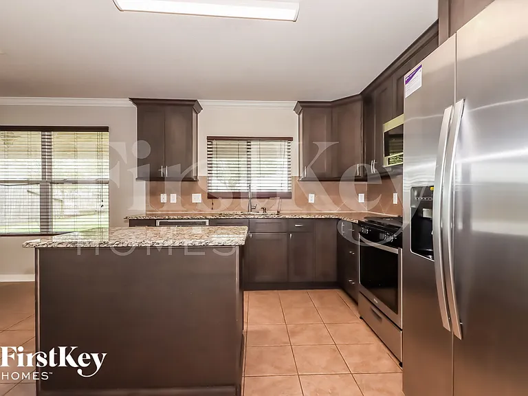 5631 Cinnamon Lake Dr — Photo 5