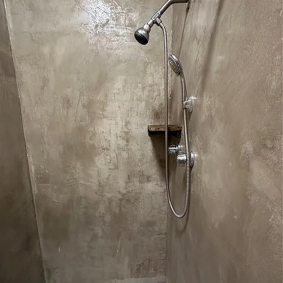 205 Las Flores — Photo 10