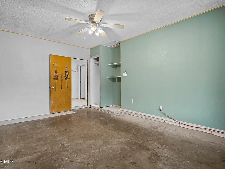 10372 Shenandoah St — Photo 19
