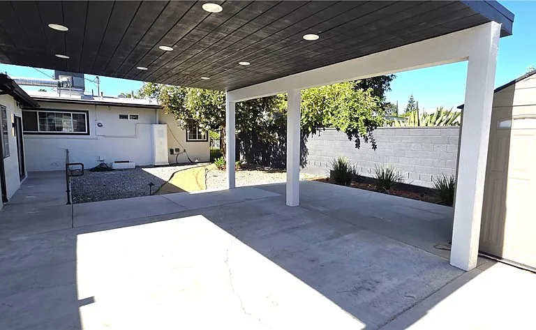 13821 Burton St — Photo 20