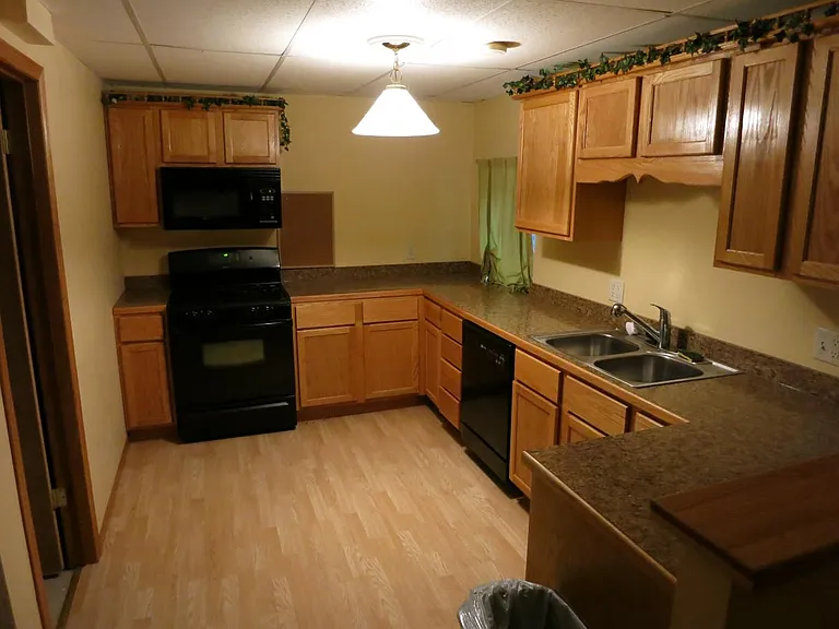 2039 Tamahawk Ln — Photo 15