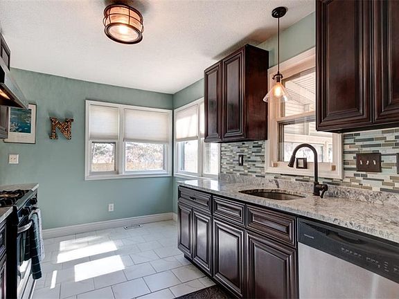 2nd image of 37560 Green Dr