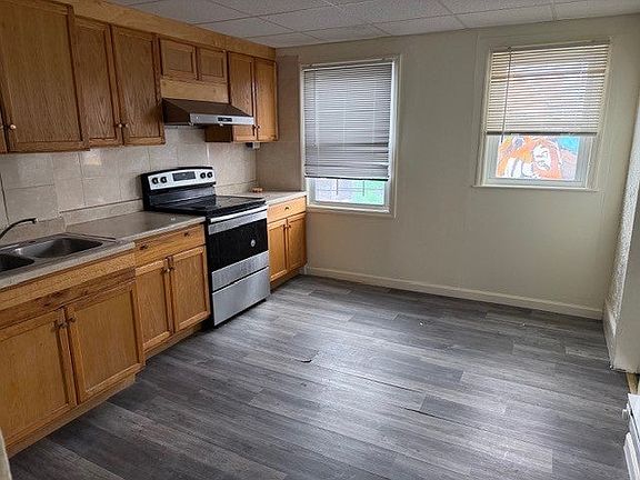 5th image of 1303 Monroe St #2
