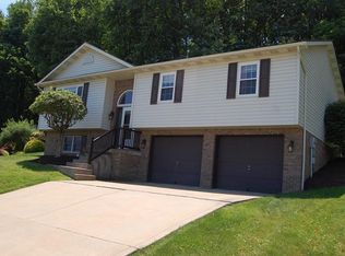 116 Emerald Dr, Hunker, PA