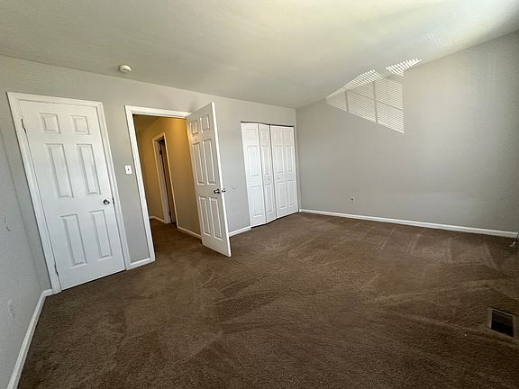 4th image of 3718 Sugar Creek Cir