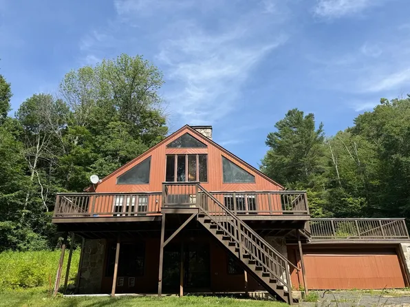 73 Hardwick Pond Rd, Ware, MA 01082