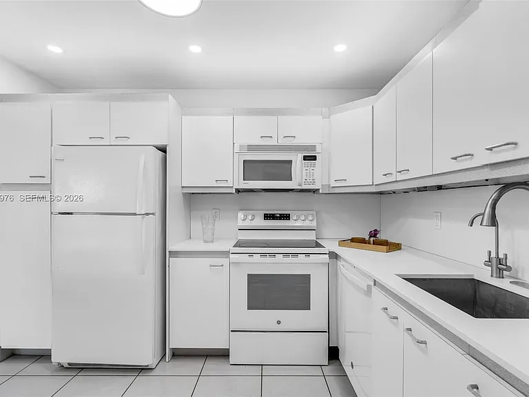 9273 Collins Ave #503 — Photo 9
