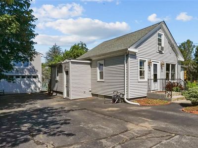 8 Orchard Ave, Warren, RI, 02885