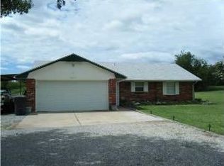 2317 Fox Ln, Blanchard, OK 73010