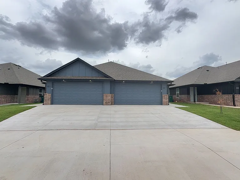 11508 University Dr — Photo 4