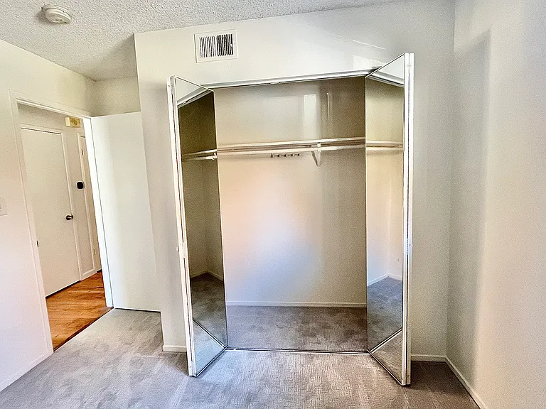 2701 Bidwell St #4 — Photo 9