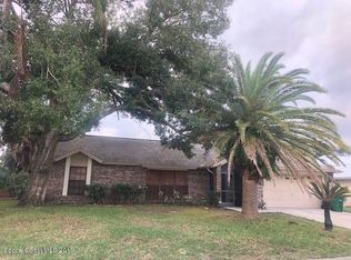 2225 Plantation Dr, Melbourne, FL 32935