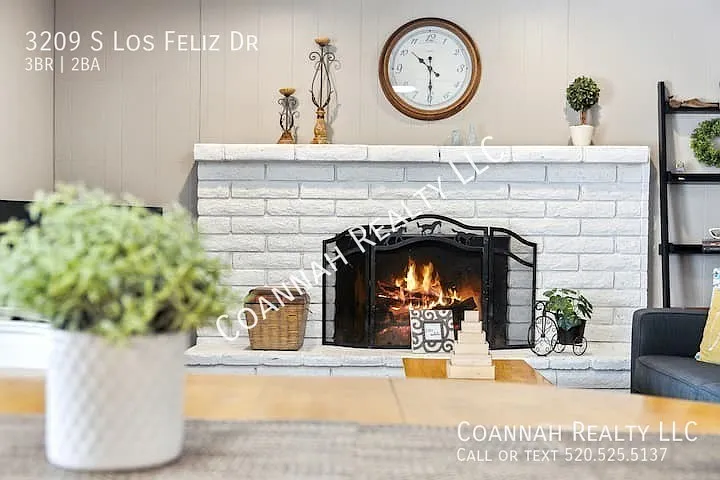 3209 S Los Feliz Dr — Photo 1