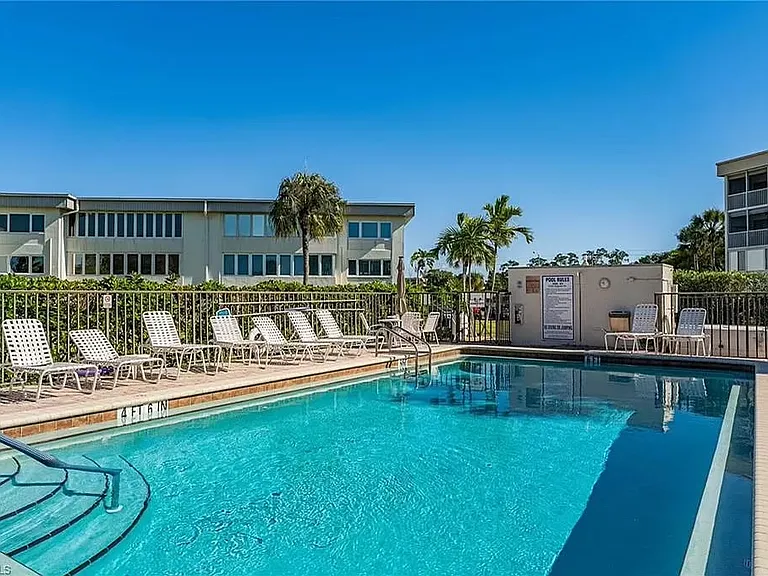 steps to the pool from your back door