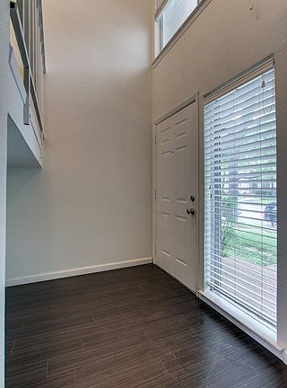 4th image of 11924 Leisure Dr