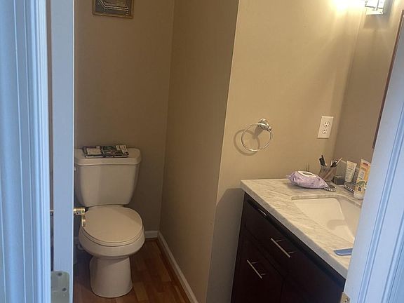 2nd image of 125 Rosemary Ct