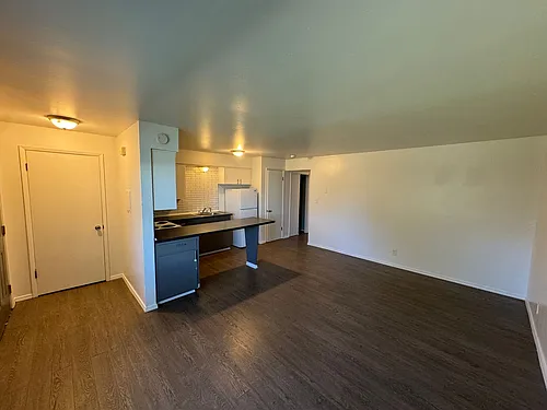 725 E Indiana Apartments near Gonzaga University! Photo 1