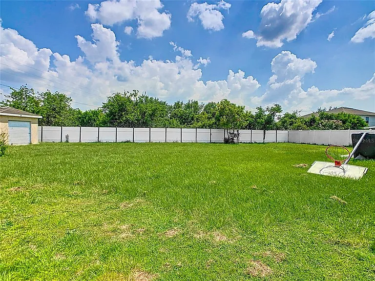 853 Blanc Ct — Photo 11