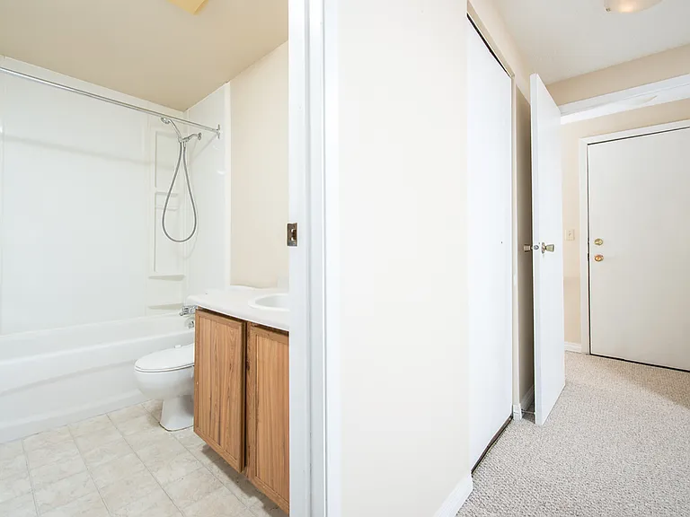 10610 87th St NW — Photo 10