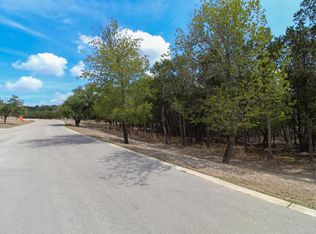 825 Coronado Dr, Kerrville, TX 78028
