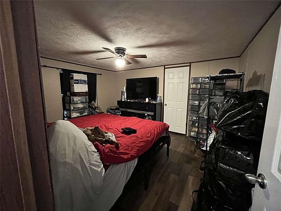 5th image of 1112 Lena Dr