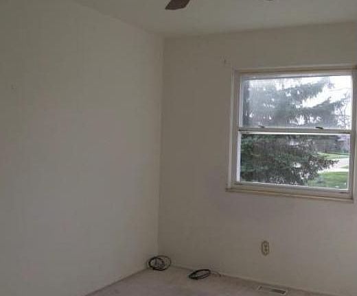5th image of 1408 Greenview Dr