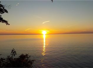 10354 W Lake Rd, Ripley, NY 14775