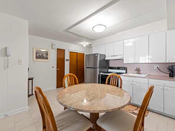 69-73 Juniper Boulevard South image 6 of 32