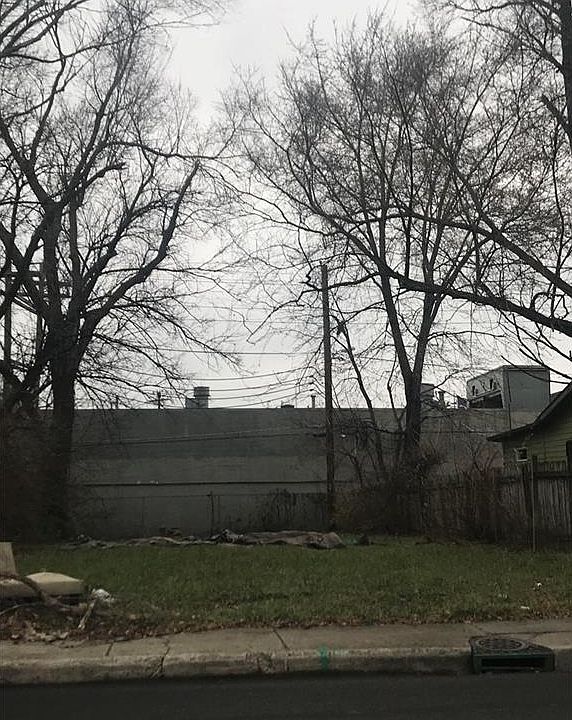 2nd image of 2318 Brookside Ave