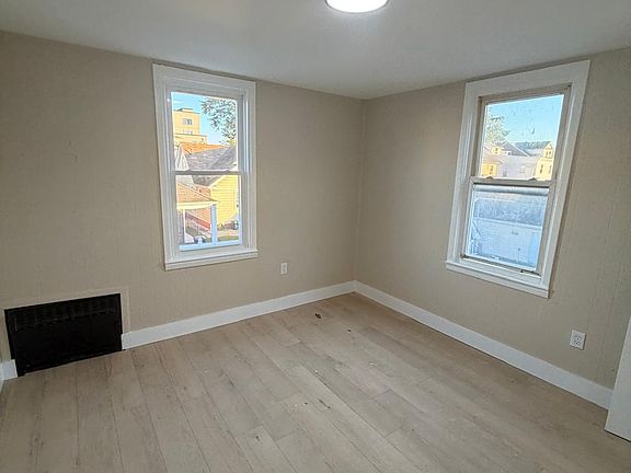2nd image of 105 N 10th St #2A