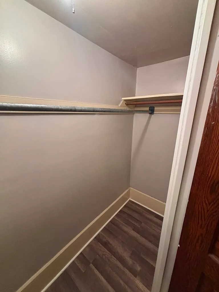 Studio, 700 sqft, $1,000 — Photo 4