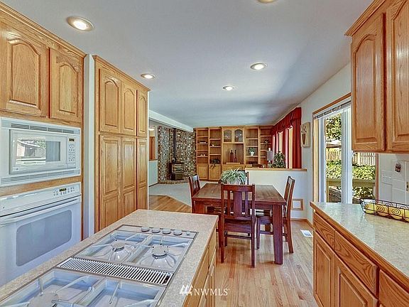 3rd image of 11824 SE 87th St