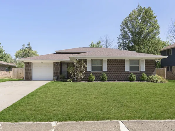 2723 Saturn Dr, Indianapolis, IN 46229