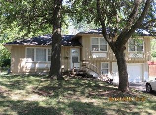 13525 Spring St, Grandview, MO 64030