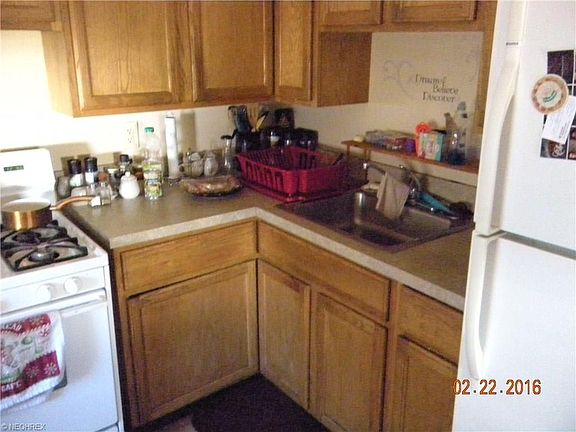 5th image of 1946 Bancroft Ave