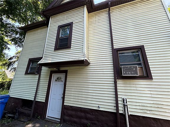 2nd image of 411 Cottage St