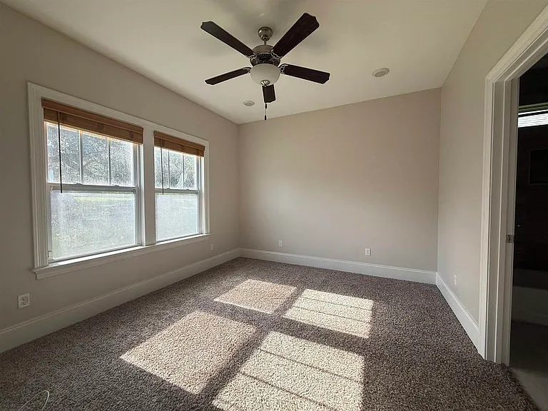 855 Avery Park Dr — Photo 28