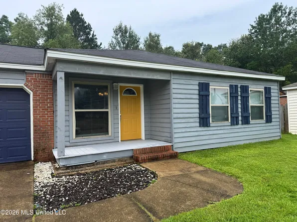 1916 Twin Pine Dr, Pearl, MS 39208