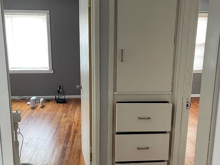 1126 E Berkeley Ave — Photo 9