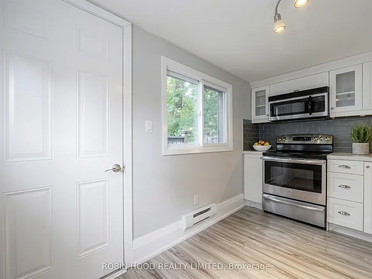 271 Albany Ave #1 — Photo 2