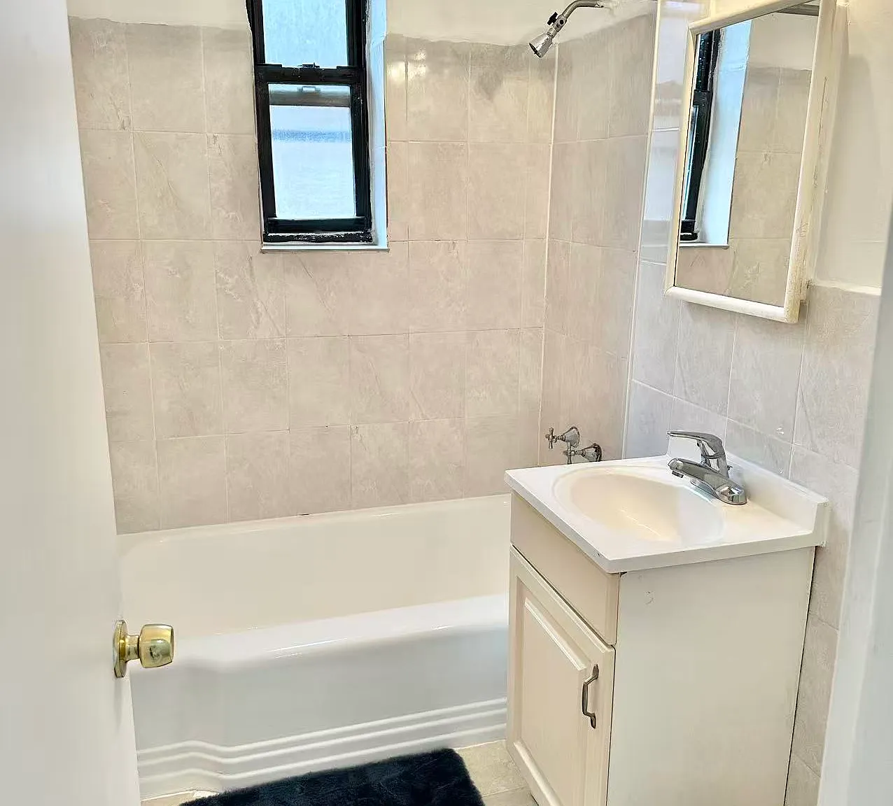 Studio, 500 sqft, $1,600 — Photo 4