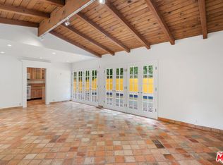 8787 Skyline Dr, Los Angeles, CA 90046