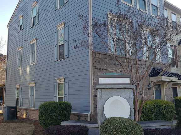 2nd image of 2150 Arbor Loop Dr