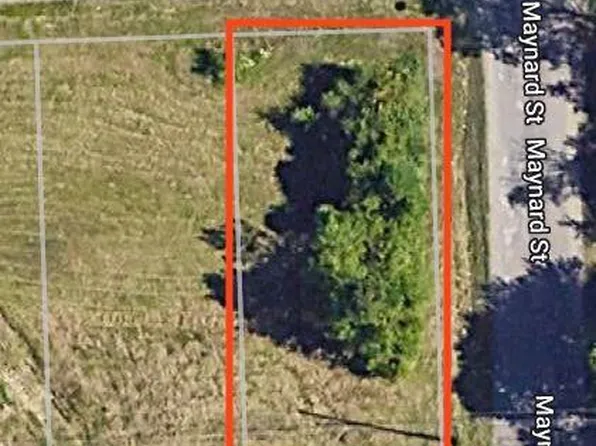 13 Abrahm St, Clinton Township, MI 48035