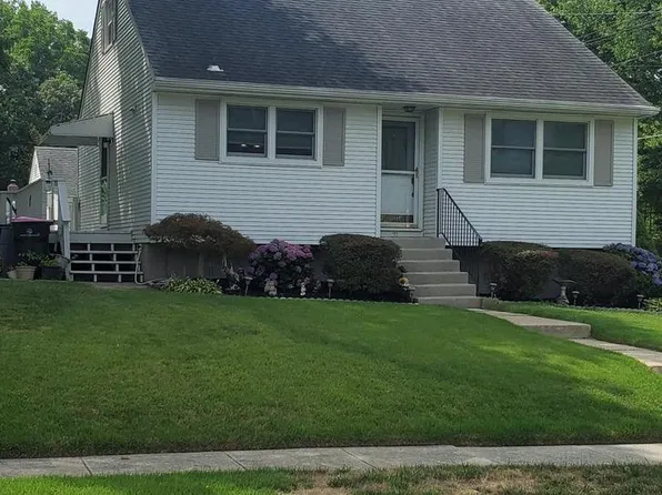 165 Morris Ave, Blackwood, NJ 08012