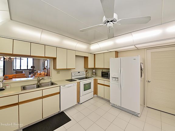 5th image of 3420 S Ocean Blvd APT 6O